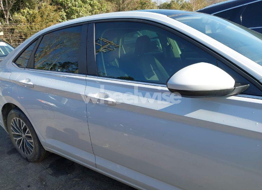 Photo 13 of 2019 Volkswagen Jetta 1.4T R-LINE/1.4T S/1.4T SE (VIN 3VWCB7BU9KM141694)