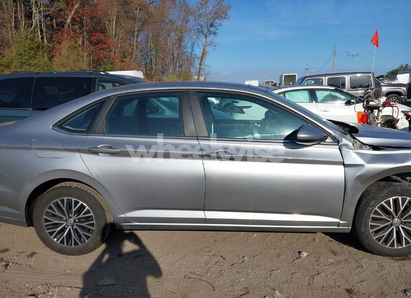 Photo 13 of 2020 Volkswagen Jetta 1.4T R-LINE/1.4T S/1.4T SE (VIN 3VWCB7BU9LM024974)