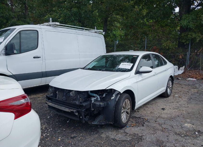 Photo 2 of 2020 Volkswagen Jetta 1.4T R-LINE/1.4T S/1.4T SE (VIN 3VWCB7BU9LM038602)