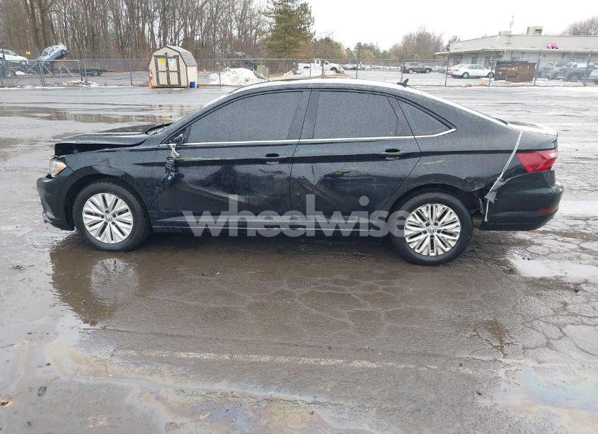 Photo 14 of 2020 Volkswagen Jetta 1.4T R-LINE/1.4T S/1.4T SE (VIN 3VWCB7BU9LM049888)