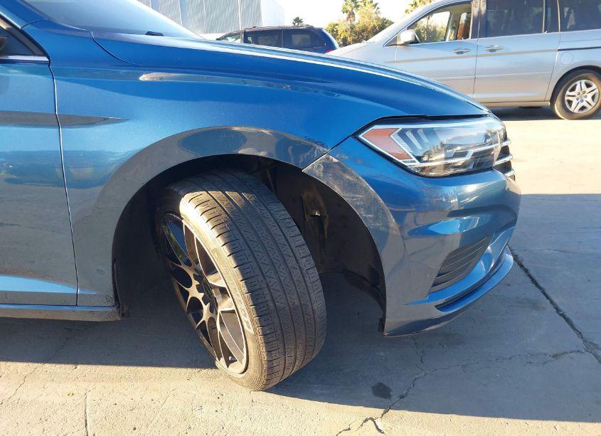 Photo 6 of 2019 Volkswagen Jetta 1.4T R-LINE/1.4T S/1.4T SE (VIN 3VWCB7BUXKM171688)