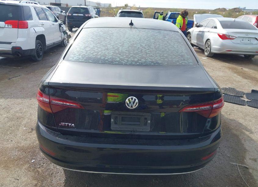 Photo 16 of 2019 Volkswagen Jetta 1.4T R-LINE/1.4T S/1.4T SE (VIN 3VWCB7BUXKM196414)