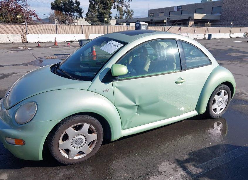 Photo 6 of 2000 Volkswagen New BEETLE GLS (VIN 3VWCC21C1YM406609)