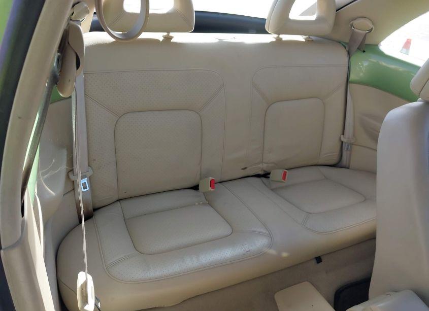 Photo 8 of 2000 Volkswagen New BEETLE GLS (VIN 3VWCC21C1YM406609)