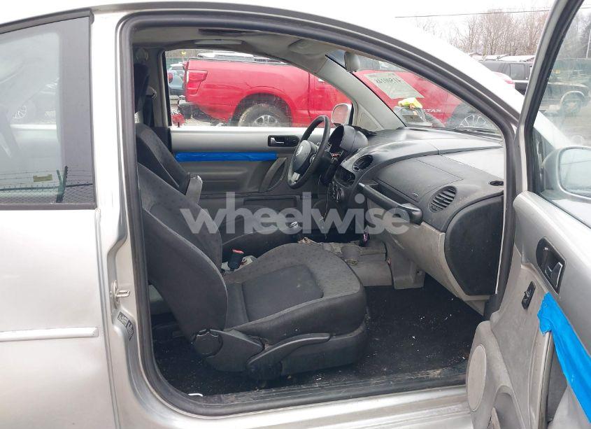 Photo 5 of 1999 Volkswagen New BEETLE GLS (VIN 3VWCC21C7XM424921)