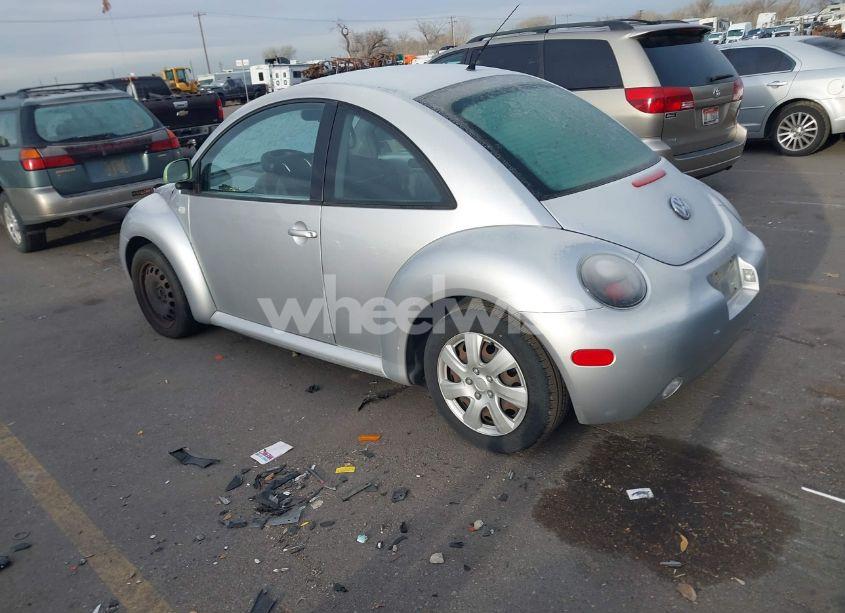 Photo 3 of 2000 Volkswagen New BEETLE GLS (VIN 3VWCC21C7YM499426)
