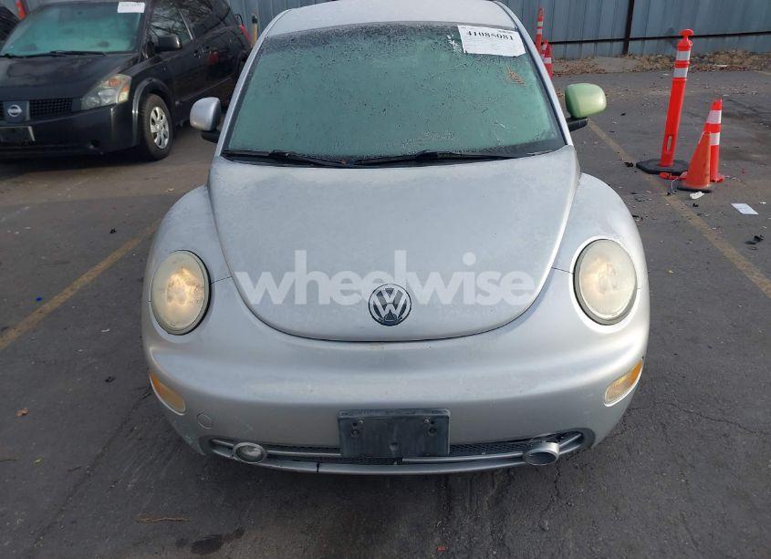 Photo 6 of 2000 Volkswagen New BEETLE GLS (VIN 3VWCC21C7YM499426)