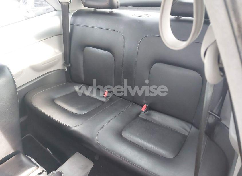 Photo 8 of 2000 Volkswagen New BEETLE GLS (VIN 3VWCC21C7YM499426)