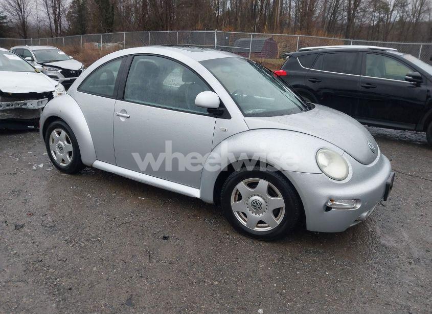 2000 Volkswagen New BEETLE GLS (VIN 3VWCC21C8YM458531) main photo