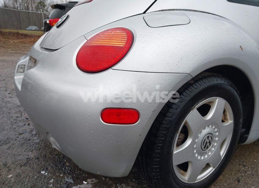 Photo 13 of 2000 Volkswagen New BEETLE GLS (VIN 3VWCC21C8YM458531)