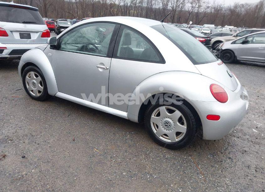 Photo 3 of 2000 Volkswagen New BEETLE GLS (VIN 3VWCC21C8YM458531)