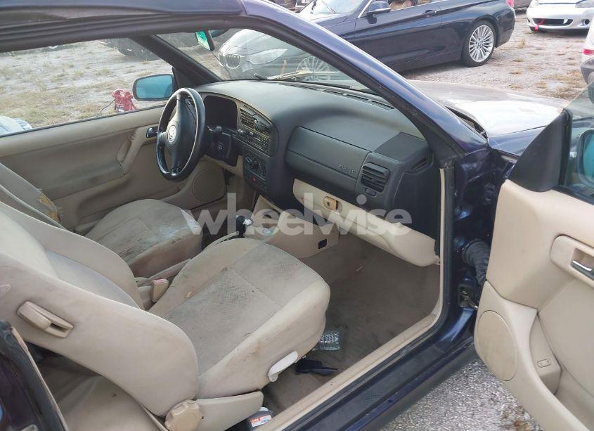 Photo 5 of 2002 Volkswagen Cabrio GLS (VIN 3VWCC21V72M806005)