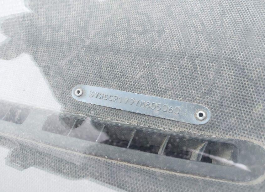 Photo 9 of 2000 Volkswagen Cabrio GL (VIN 3VWCC21V9YM805060)