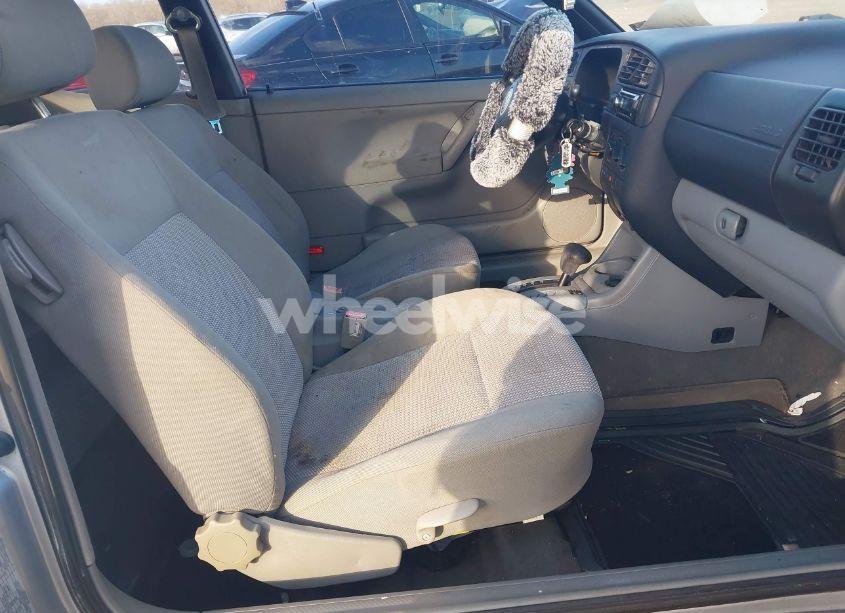 Photo 5 of 2002 Volkswagen Cabrio GLS (VIN 3VWCC21VX2M813501)