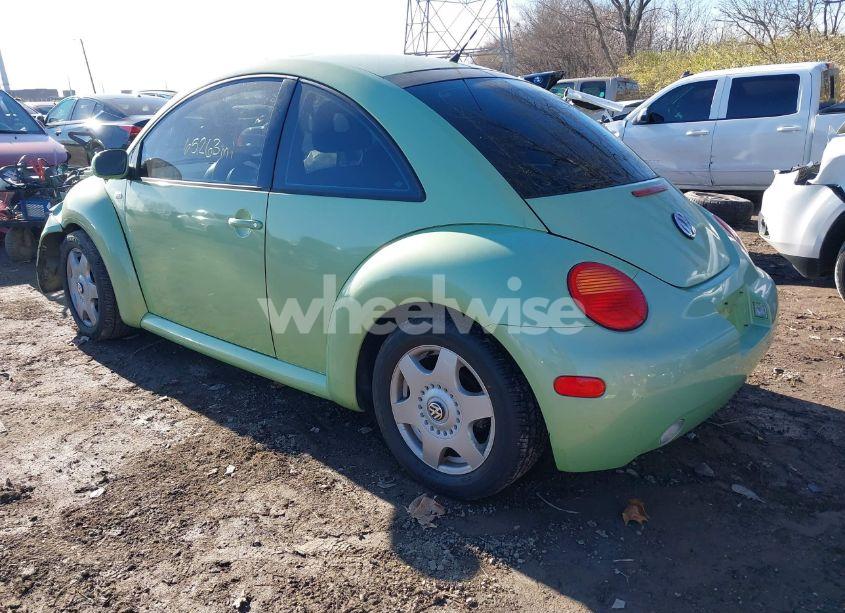 Photo 3 of 2001 Volkswagen New BEETLE GLS 1.8L TURBO (VIN 3VWCD21C01M436624)