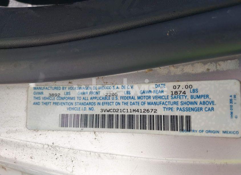 Photo 9 of 2001 Volkswagen New BEETLE GLS 1.8L TURBO (VIN 3VWCD21C11M412672)