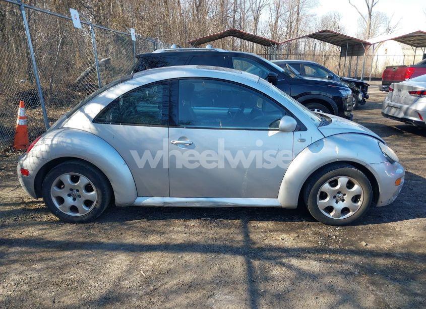 Photo 13 of 2002 Volkswagen New BEETLE GLS 1.8L TURBO (VIN 3VWCD21C12M406596)