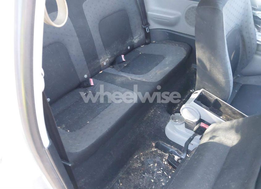 Photo 8 of 2002 Volkswagen New BEETLE GLS 1.8L TURBO (VIN 3VWCD21C12M406596)