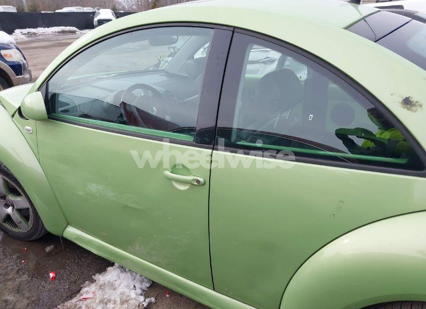 Photo 14 of 2003 Volkswagen New BEETLE GLS 1.8T (VIN 3VWCD21C23M415115)