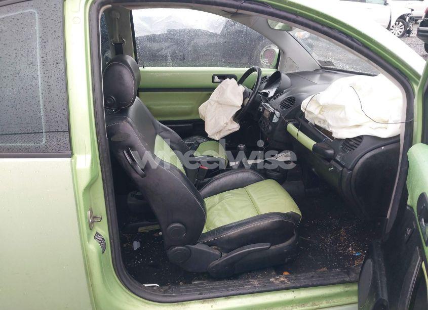 Photo 5 of 2003 Volkswagen New BEETLE GLS 1.8T (VIN 3VWCD21C63M418082)