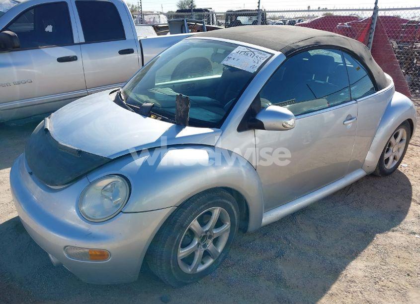 Photo 2 of 2004 Volkswagen New BEETLE GLS 1.8T (VIN 3VWCD21Y34M300181)