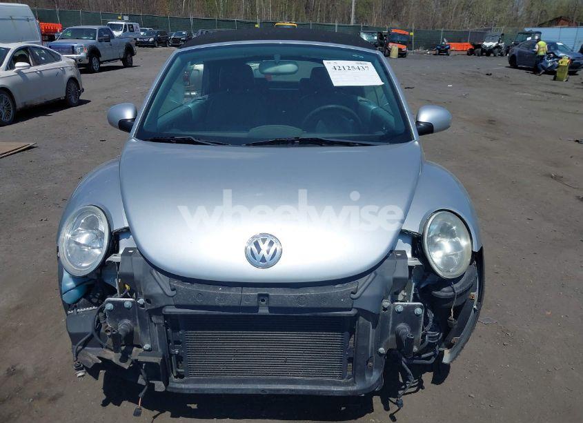 Photo 6 of 2004 Volkswagen New BEETLE GLS 1.8T (VIN 3VWCD21Y64M300742)
