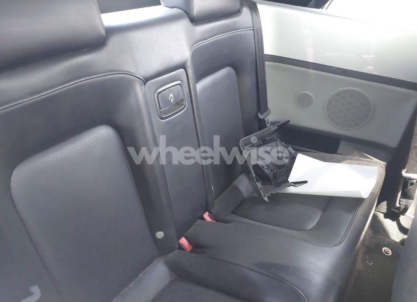 Photo 8 of 2004 Volkswagen New BEETLE GLS 1.8T (VIN 3VWCD21Y64M300742)