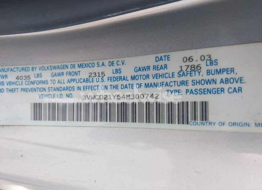 Photo 9 of 2004 Volkswagen New BEETLE GLS 1.8T (VIN 3VWCD21Y64M300742)