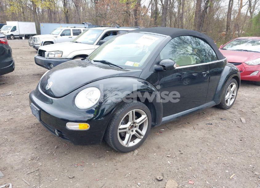 Photo 2 of 2004 Volkswagen New BEETLE GLS 1.8T (VIN 3VWCD21YX4M306236)