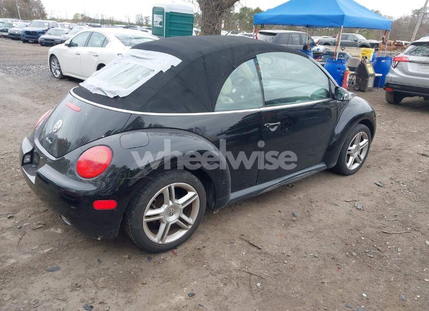 Photo 4 of 2004 Volkswagen New BEETLE GLS 1.8T (VIN 3VWCD21YX4M306236)