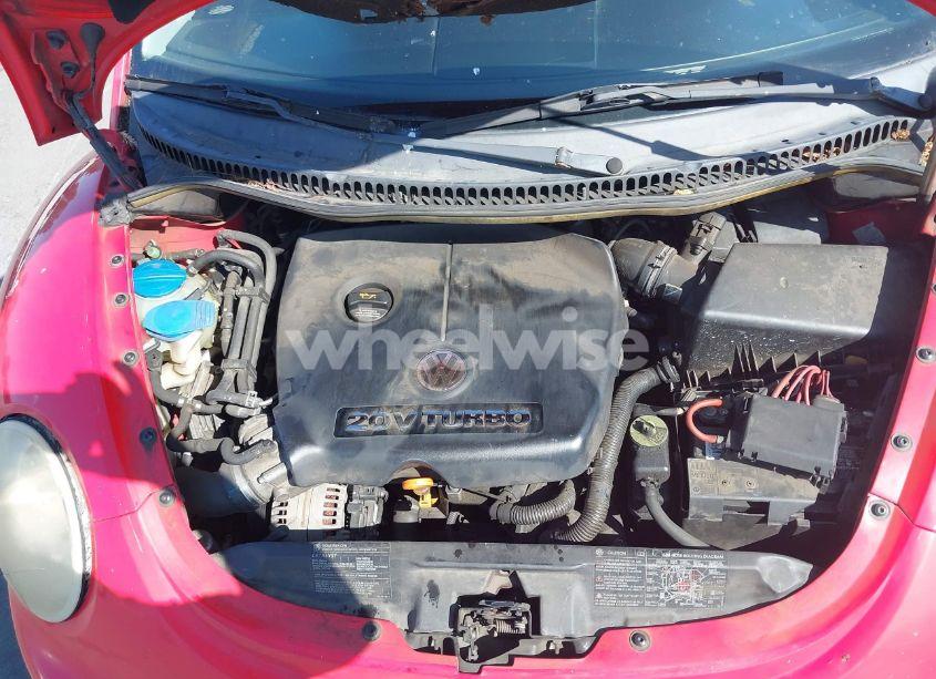 Photo 10 of 2004 Volkswagen New BEETLE GLS 1.8T (VIN 3VWCD31C84M405017)