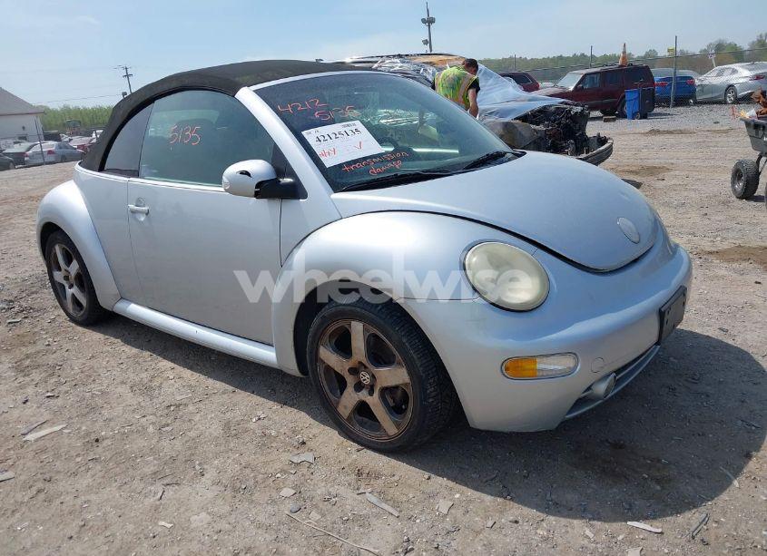 2004 Volkswagen New BEETLE GLS 1.8T (VIN 3VWCD31Y04M324167) main photo