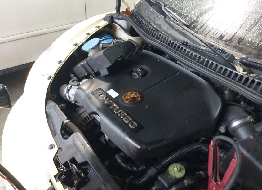 Photo 10 of 2005 Volkswagen New BEETLE GLS 1.8T (VIN 3VWCD31Y05M310450)