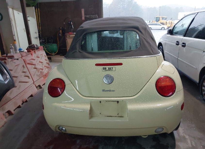 Photo 16 of 2005 Volkswagen New BEETLE GLS 1.8T (VIN 3VWCD31Y05M310450)