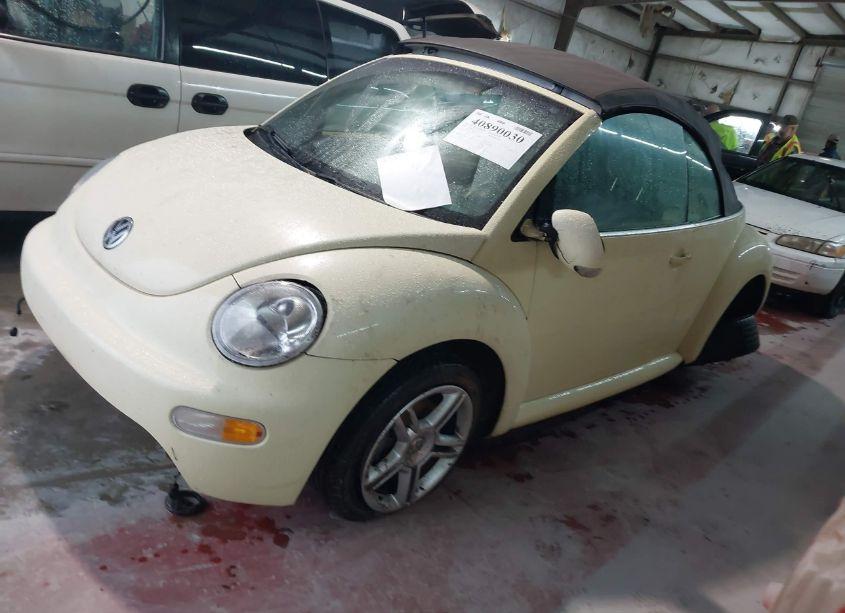 Photo 2 of 2005 Volkswagen New BEETLE GLS 1.8T (VIN 3VWCD31Y05M310450)