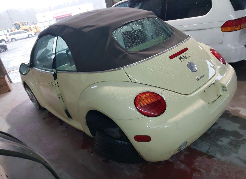 Photo 3 of 2005 Volkswagen New BEETLE GLS 1.8T (VIN 3VWCD31Y05M310450)