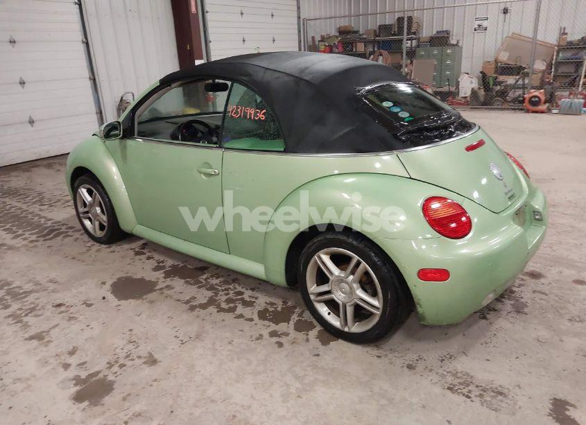 Photo 3 of 2004 Volkswagen New BEETLE GLS 1.8T (VIN 3VWCD31Y14M327465)