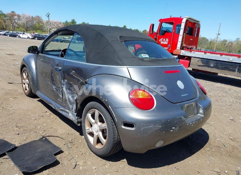 Photo 3 of 2005 Volkswagen New BEETLE GLS 1.8T (VIN 3VWCD31Y35M366477)