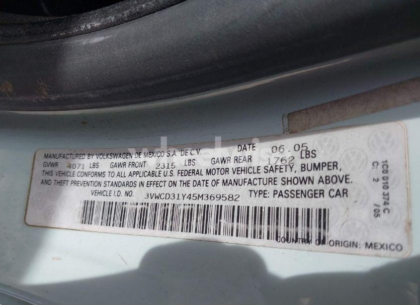 Photo 9 of 2005 Volkswagen New BEETLE GLS 1.8T (VIN 3VWCD31Y45M369582)