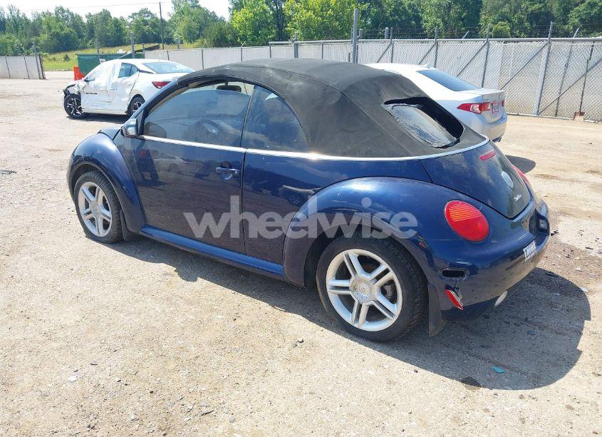 Photo 3 of 2005 Volkswagen New BEETLE GLS 1.8T (VIN 3VWCD31Y95M300662)
