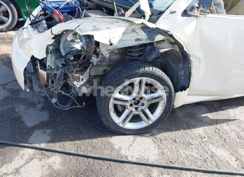 Photo 6 of 2005 Volkswagen New BEETLE GLS 1.8T (VIN 3VWCD31YX5M303666)