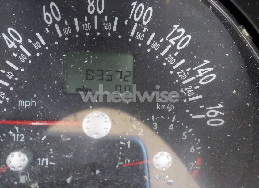 Photo 7 of 2005 Volkswagen New BEETLE GLS 1.8T (VIN 3VWCD31YX5M303666)