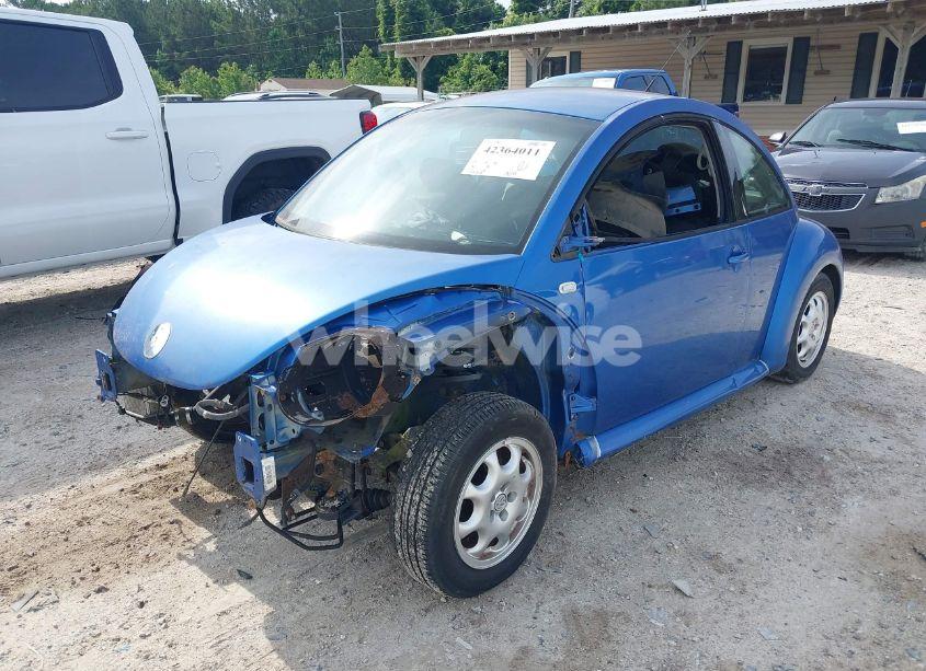 Photo 2 of 2000 Volkswagen New BEETLE GLS TDI (VIN 3VWCF21C3YM415089)