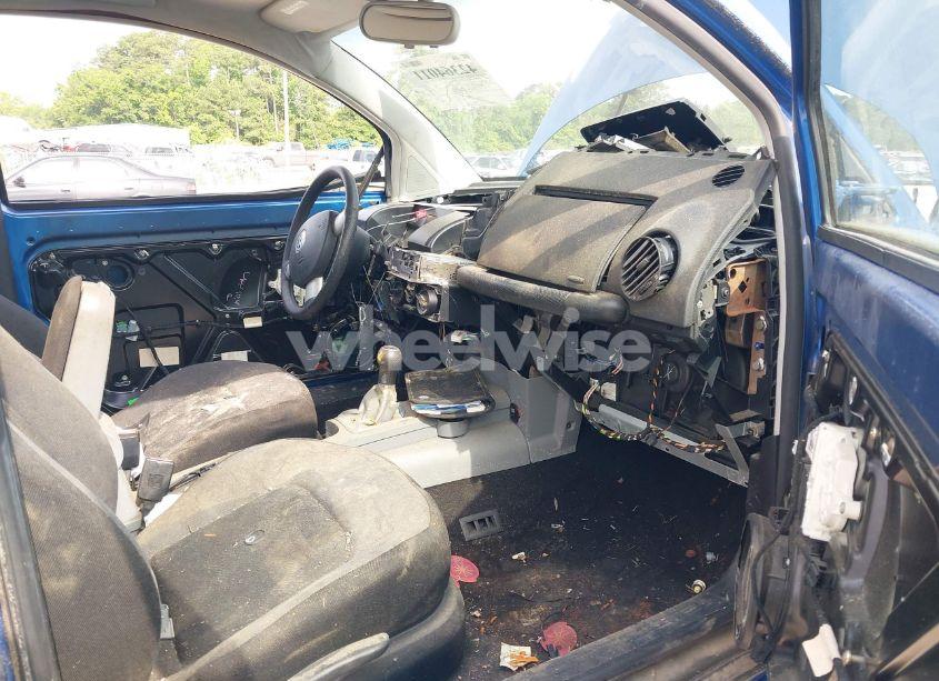 Photo 5 of 2000 Volkswagen New BEETLE GLS TDI (VIN 3VWCF21C3YM415089)