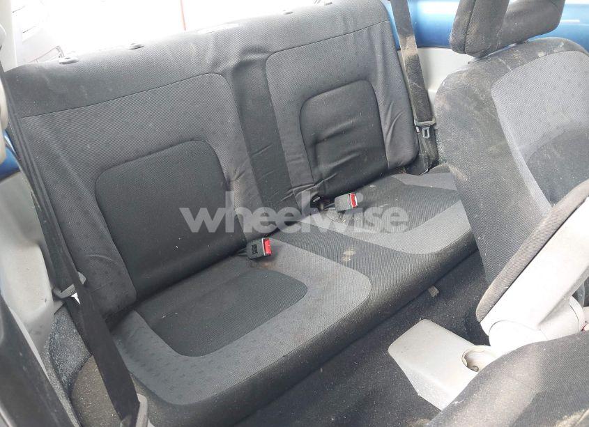 Photo 8 of 2000 Volkswagen New BEETLE GLS TDI (VIN 3VWCF21C3YM415089)