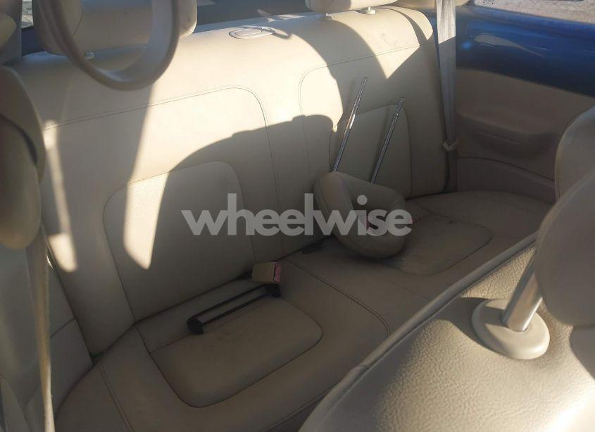 Photo 8 of 2001 Volkswagen New BEETLE GLS (VIN 3VWCK21C21M451244)