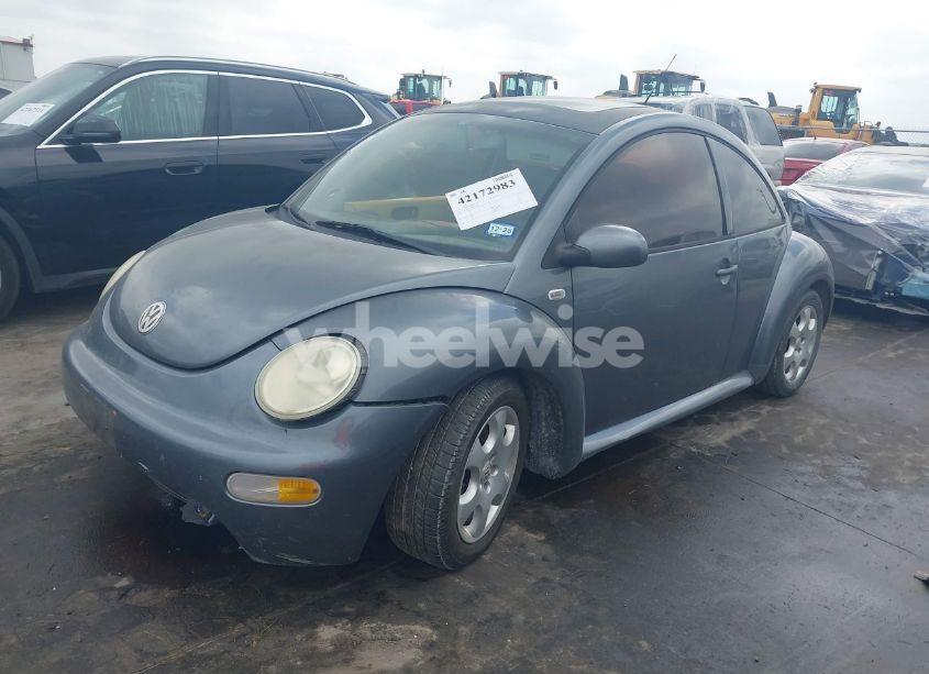 Photo 2 of 2003 Volkswagen New BEETLE GLS 2.0L (VIN 3VWCK21C23M430011)