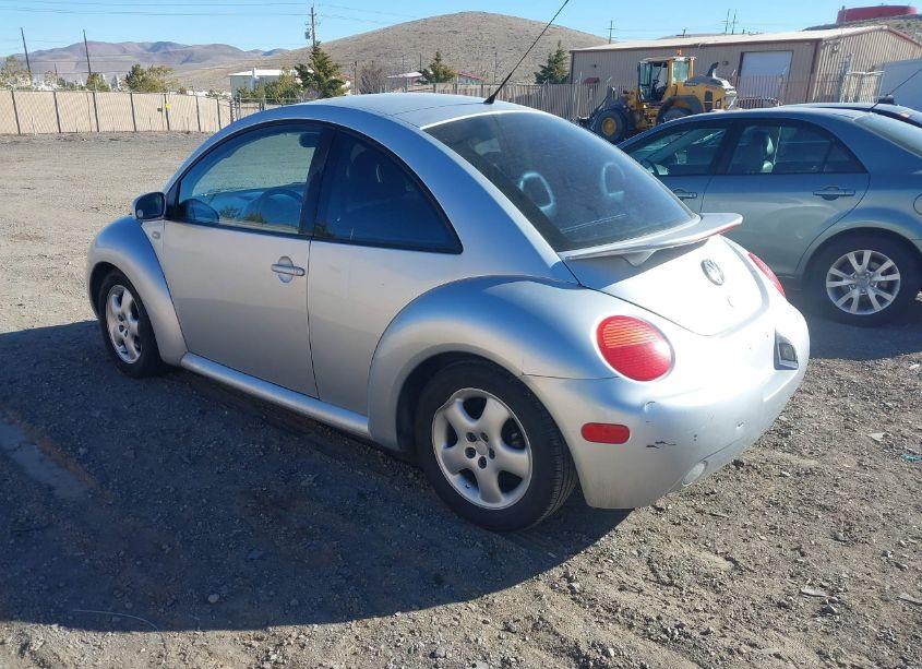 Photo 3 of 2002 Volkswagen New BEETLE GLS (VIN 3VWCK21C32M414365)
