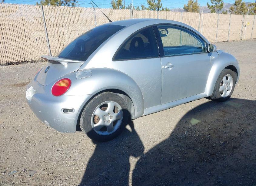Photo 4 of 2002 Volkswagen New BEETLE GLS (VIN 3VWCK21C32M414365)