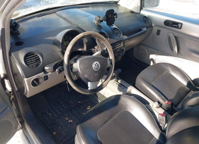 Photo 5 of 2001 Volkswagen New BEETLE GLS (VIN 3VWCK21C41M427544)